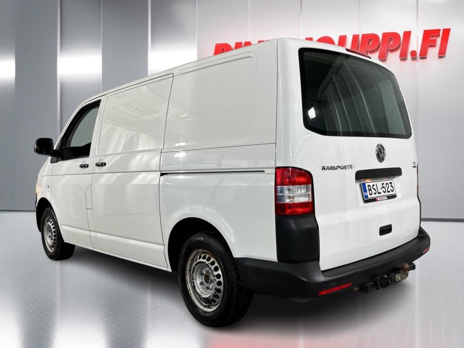 VOLKSWAGEN Transporter 2015