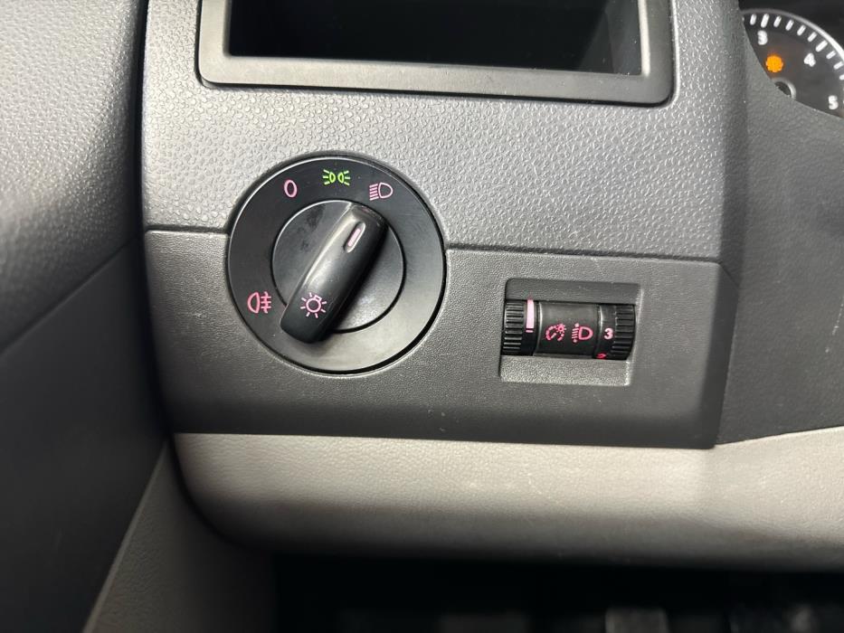 VOLKSWAGEN Transporter 2015