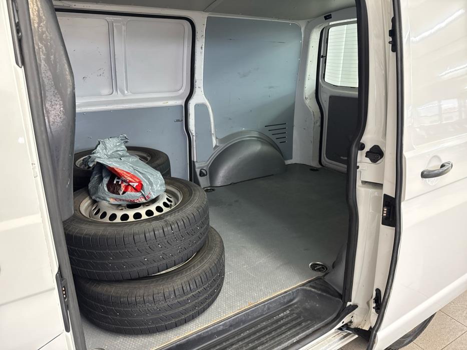 VOLKSWAGEN Transporter 2015