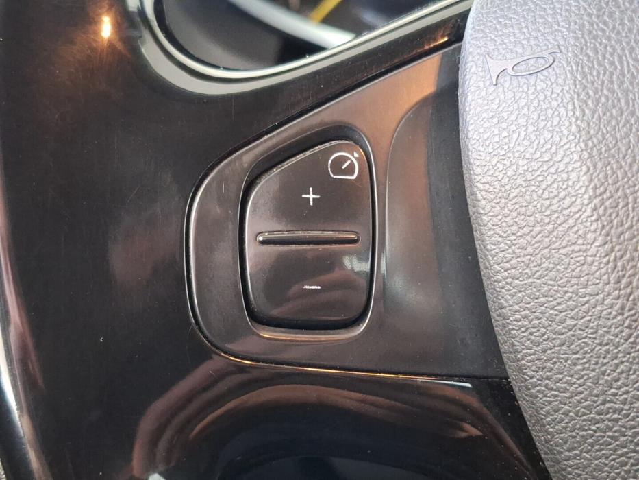 RENAULT Clio 2015