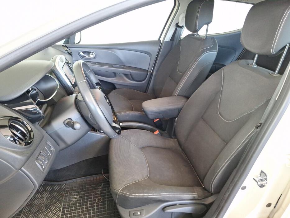 RENAULT Clio 2015