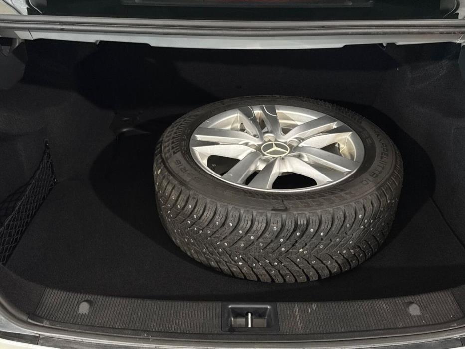 MERCEDES-BENZ C 2009