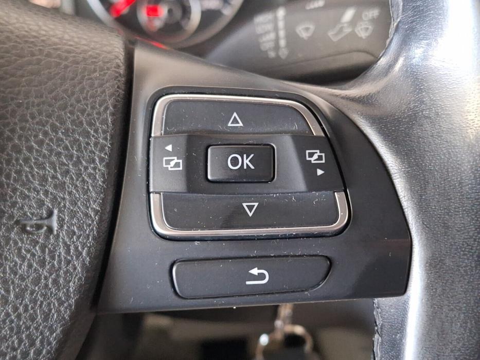 VOLKSWAGEN Transporter 2015