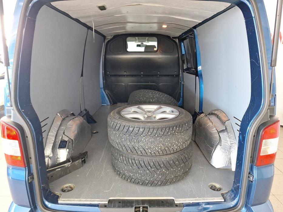 VOLKSWAGEN Transporter 2015