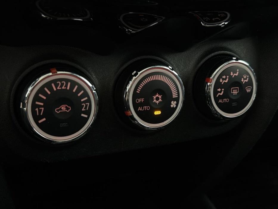 MITSUBISHI ASX 2014