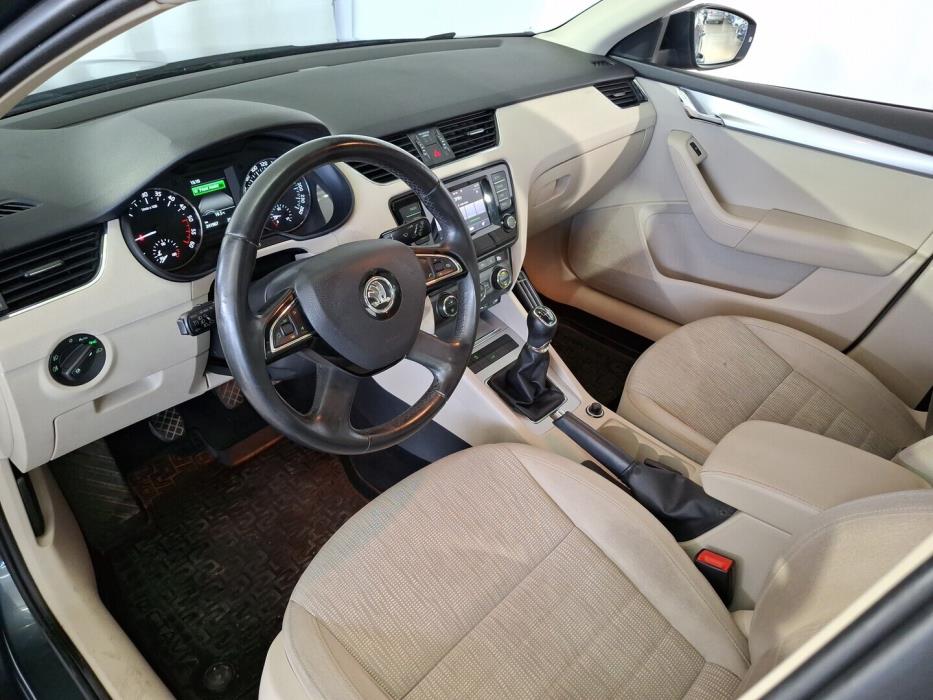SKODA Octavia 2015