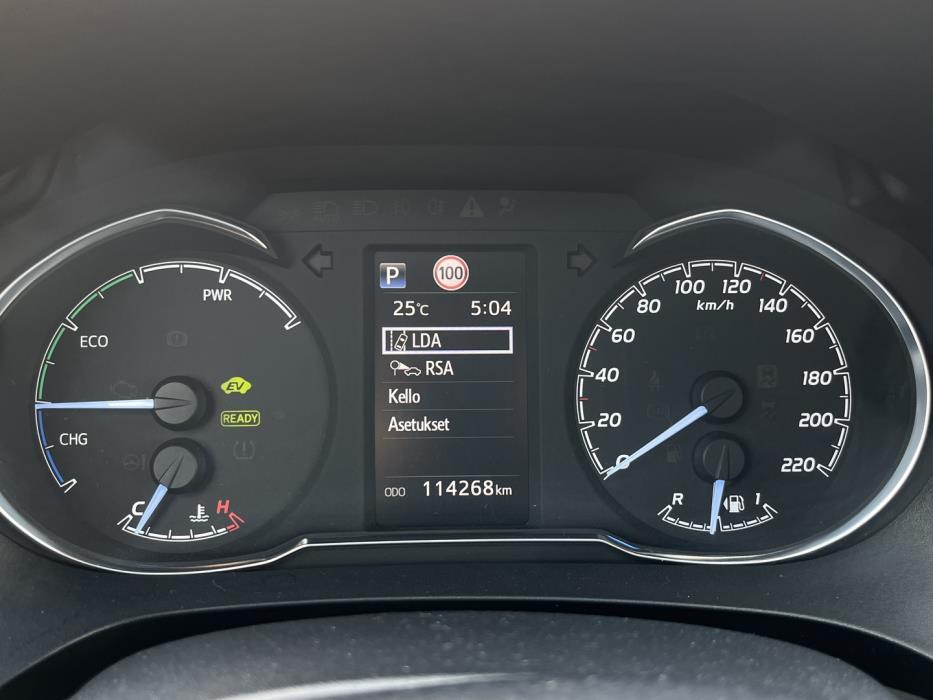 TOYOTA Yaris 2018