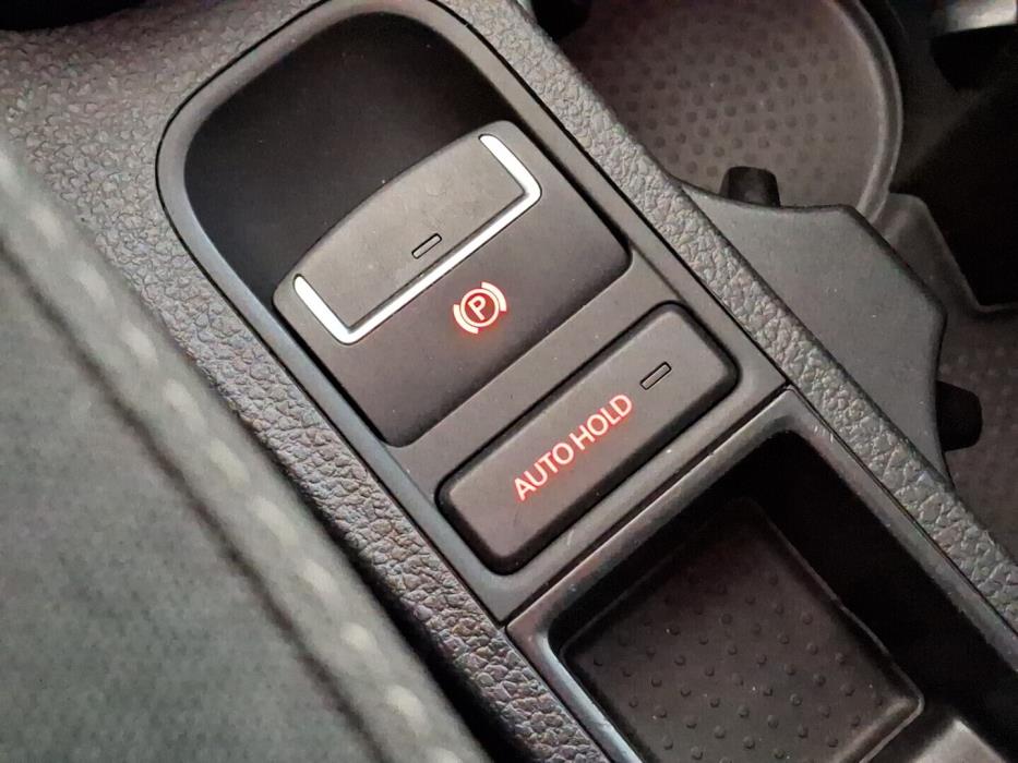VOLKSWAGEN Sharan 2016