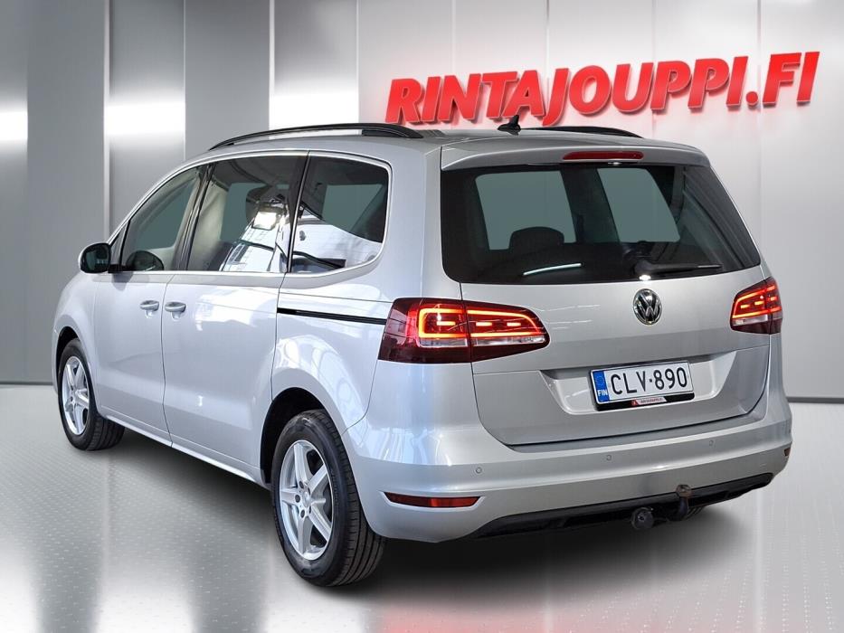 VOLKSWAGEN Sharan 2016