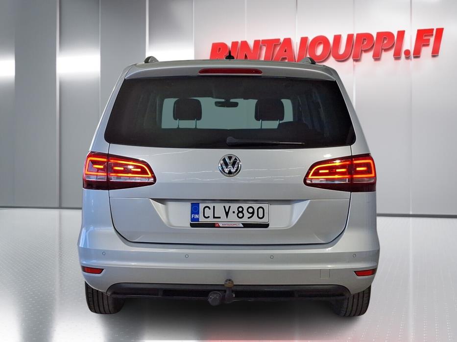 VOLKSWAGEN Sharan 2016