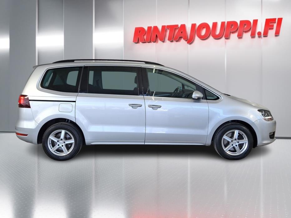 VOLKSWAGEN Sharan 2016