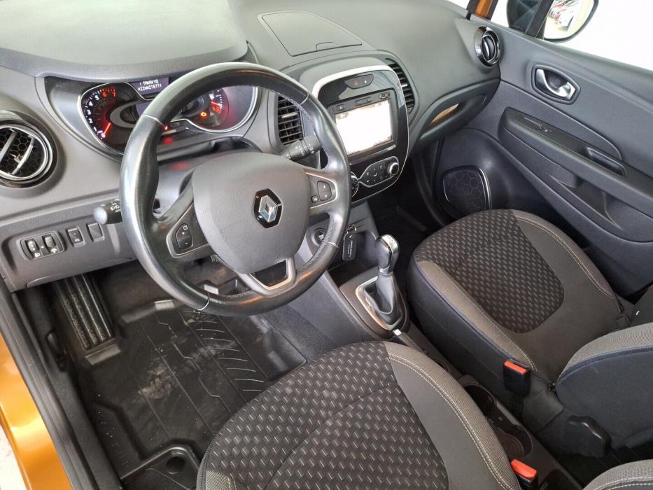 RENAULT Captur 2019