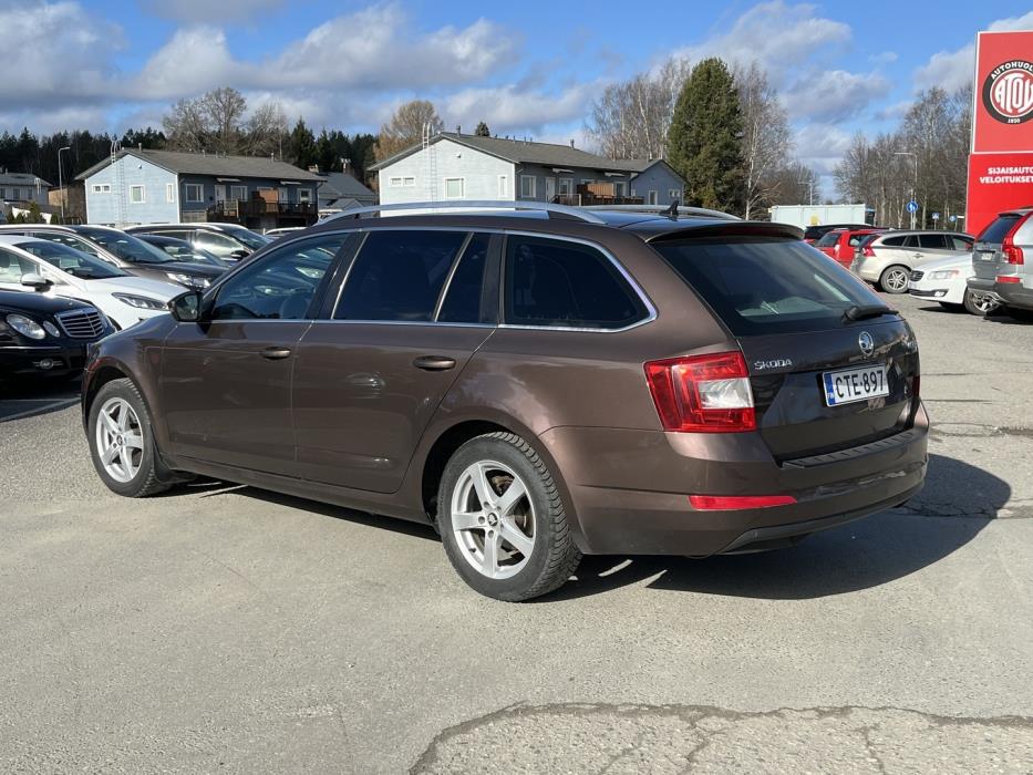 SKODA Octavia 2015