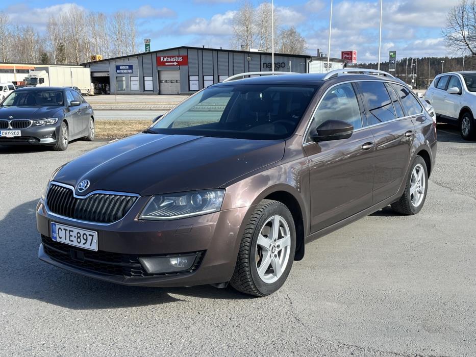 SKODA Octavia 2015
