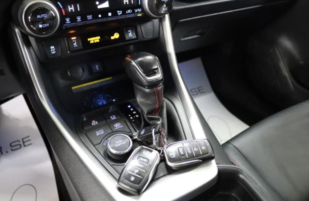 TOYOTA RAV4 Plug-in 2021