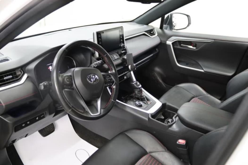 TOYOTA RAV4 Plug-in 2021