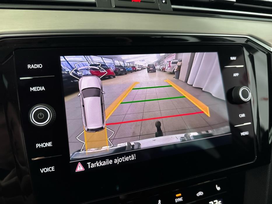 VOLKSWAGEN Passat 2021