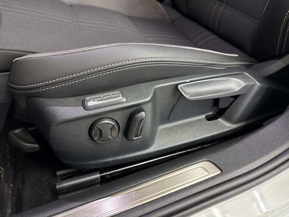 VOLKSWAGEN Passat 2021