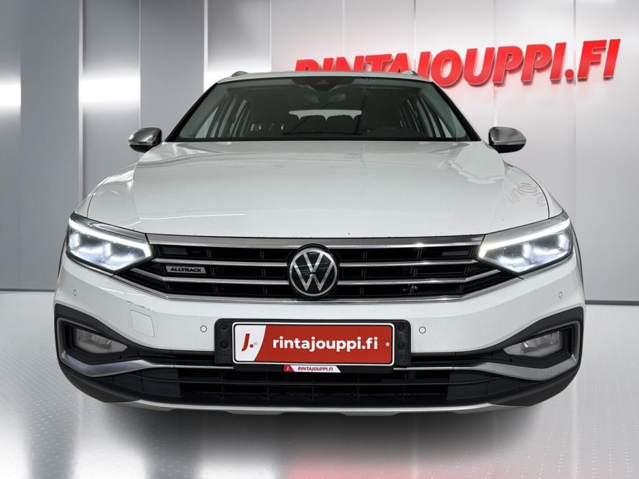 VOLKSWAGEN Passat 2021