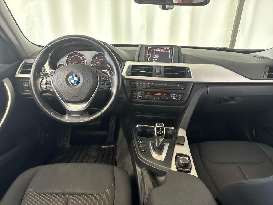 BMW 328 2013