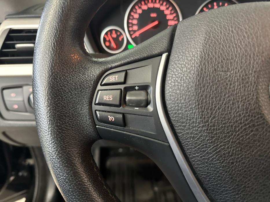 BMW 320 Gran Turismo 2014