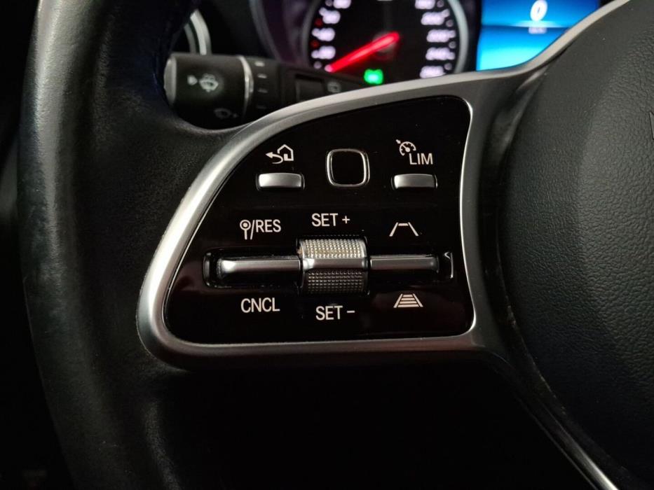 MERCEDES-BENZ GLC 2020