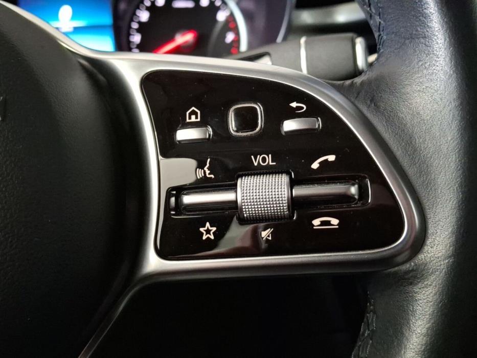 MERCEDES-BENZ GLC 2020