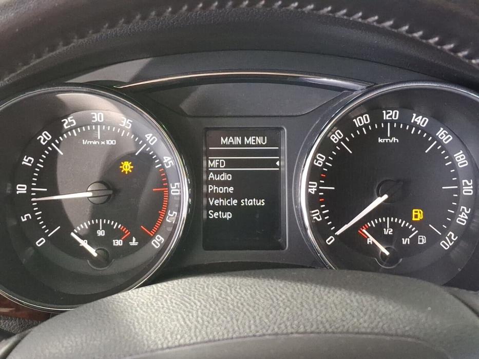 SKODA Superb 2009