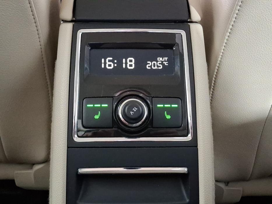 SKODA Superb 2009