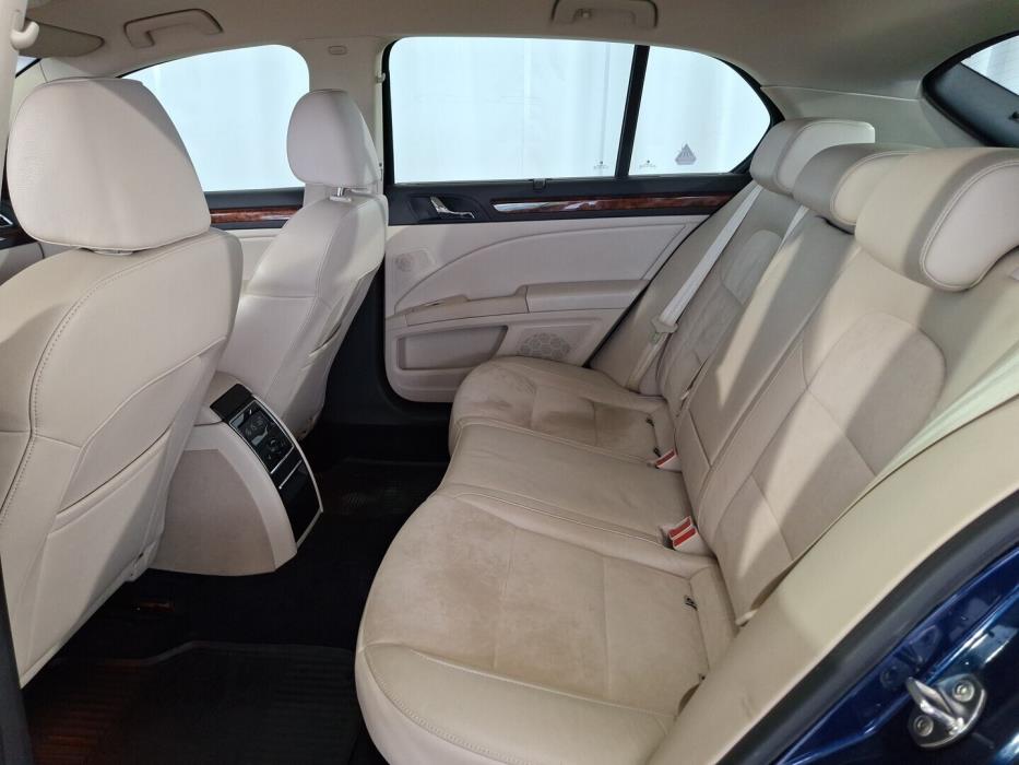 SKODA Superb 2009