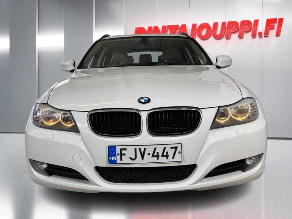 BMW 318 2010