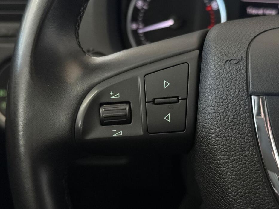 SKODA Octavia 2012