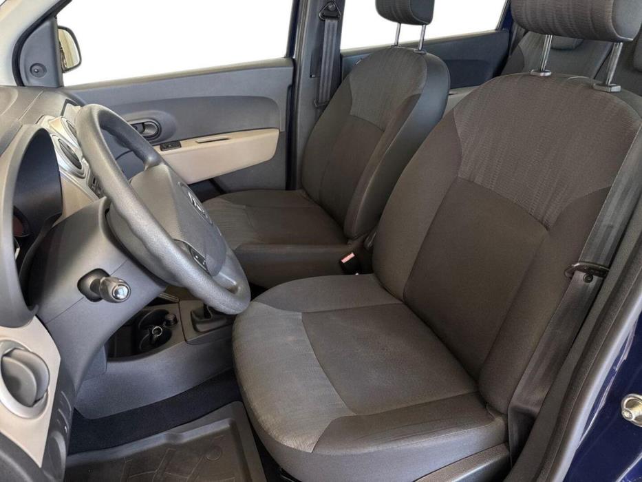 DACIA Lodgy 2013