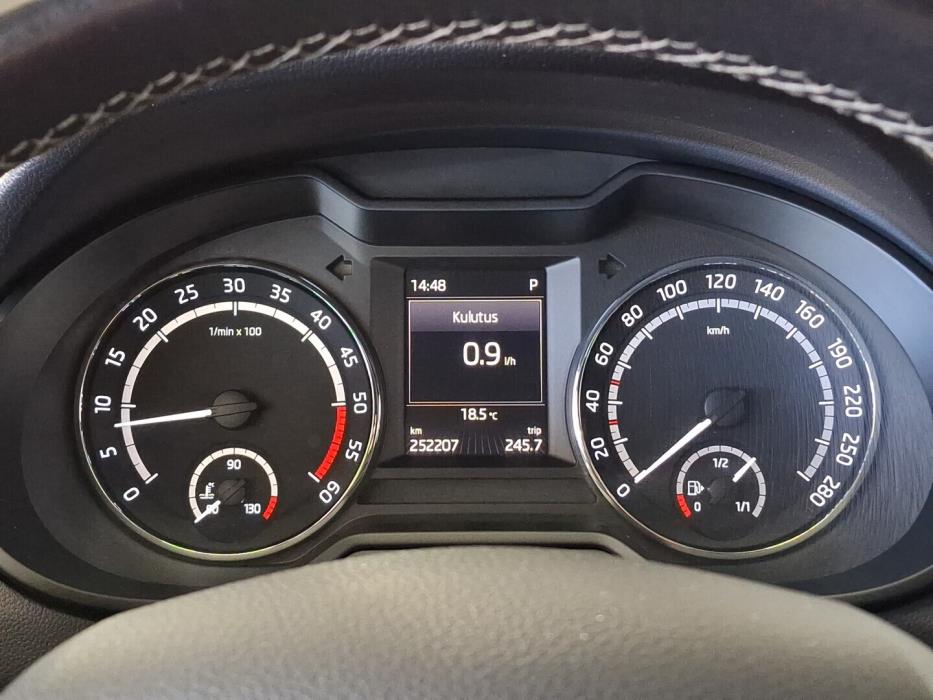 SKODA Octavia 2016