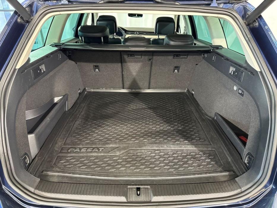 VOLKSWAGEN Passat 2017
