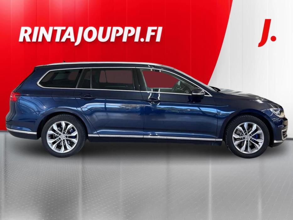 VOLKSWAGEN Passat 2017