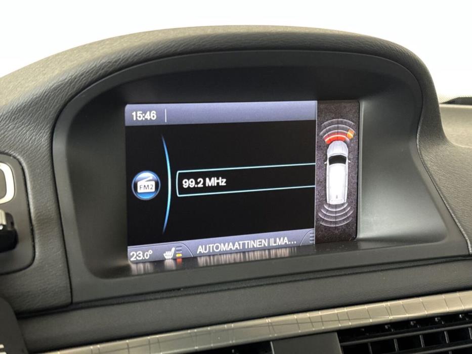 VOLVO XC70 2012