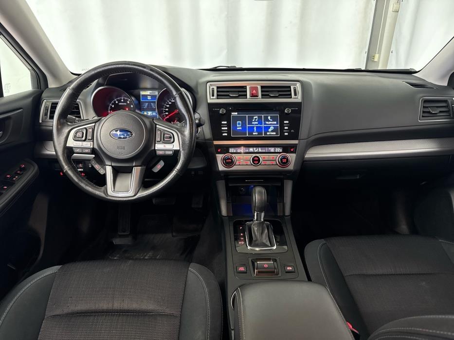 SUBARU OUTBACK 2017