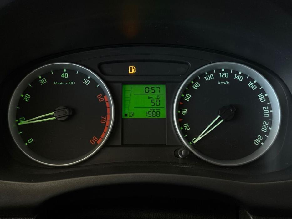 SKODA Fabia 2009