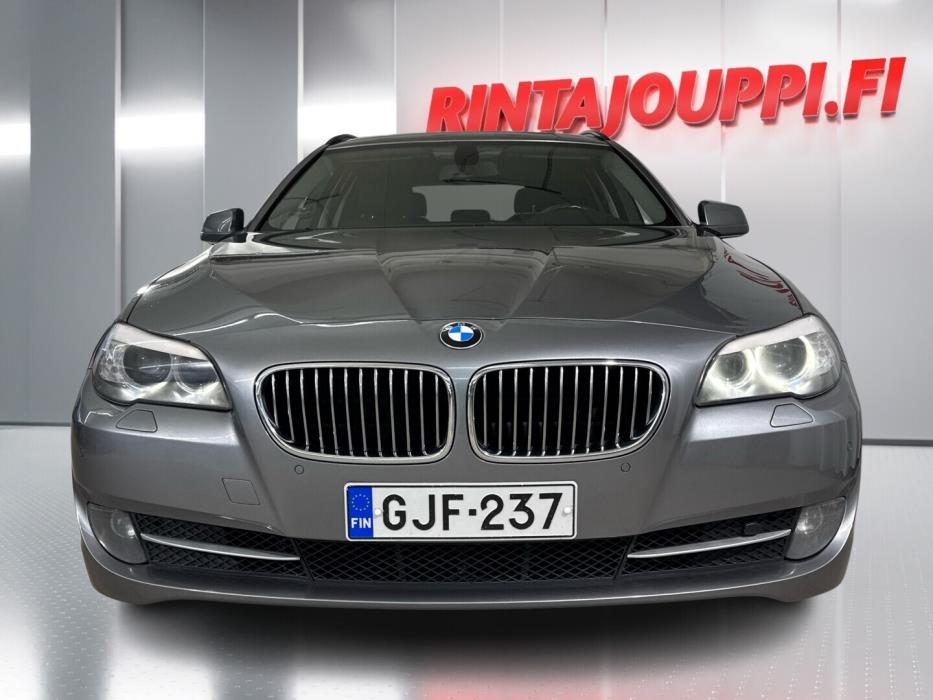 BMW 520 2010