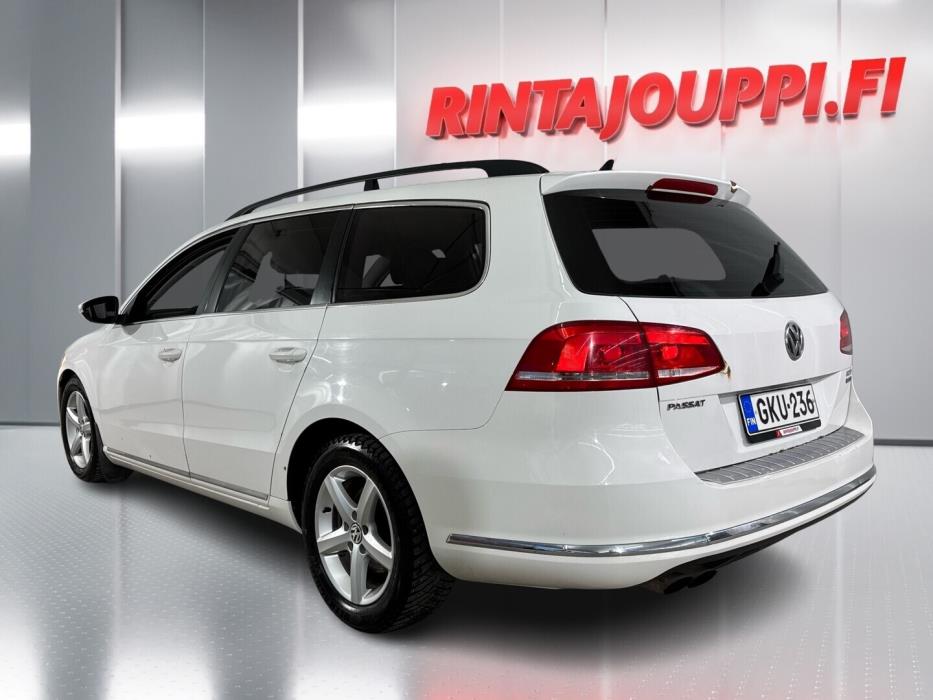 VOLKSWAGEN Passat 2013