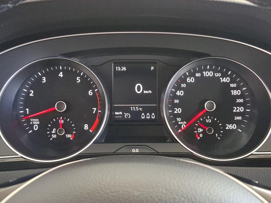VOLKSWAGEN Passat 2017