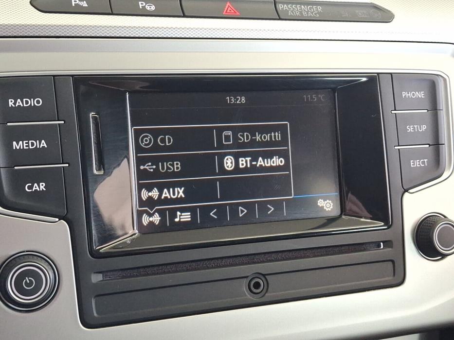 VOLKSWAGEN Passat 2017