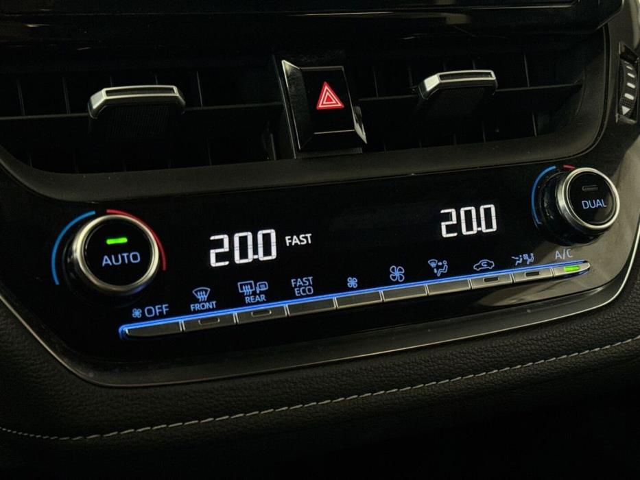TOYOTA Corolla 2019