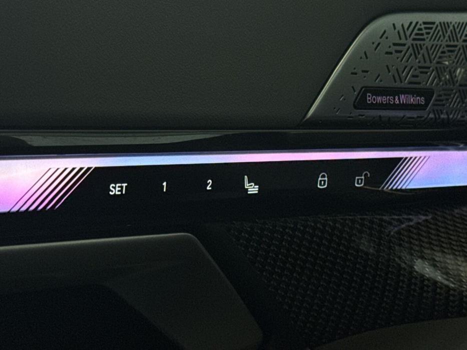 BMW i5 2023