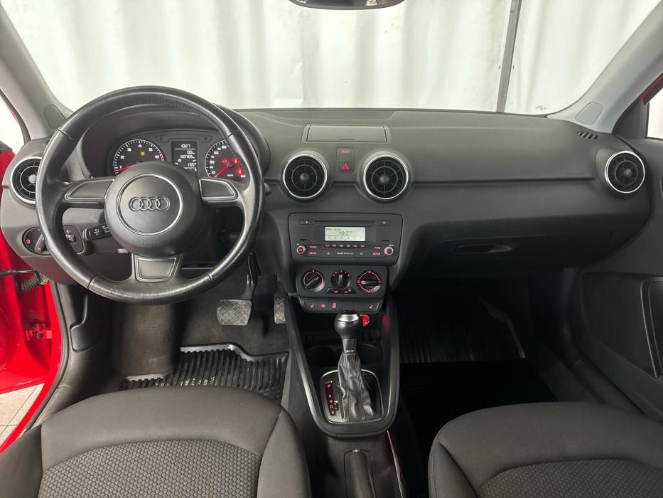 AUDI A1 2010