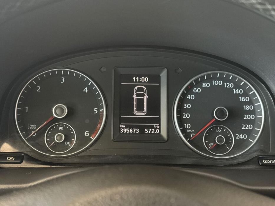 VOLKSWAGEN Caddy Maxi 2011