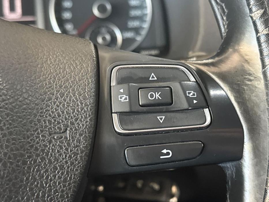VOLKSWAGEN Caddy Maxi 2011