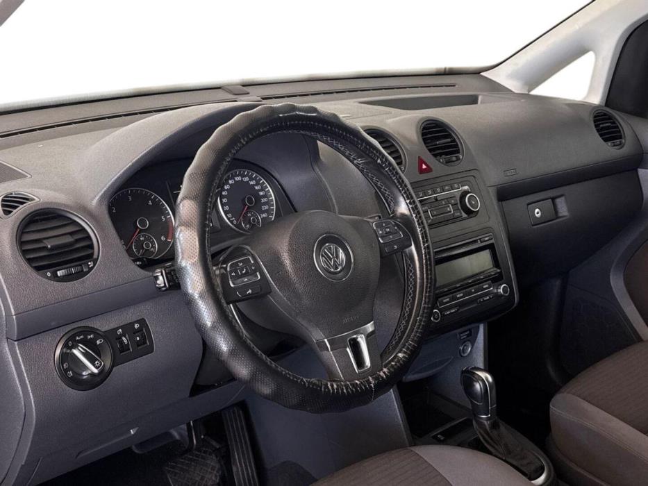 VOLKSWAGEN Caddy Maxi 2011
