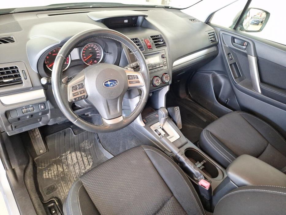 SUBARU Forester 2013